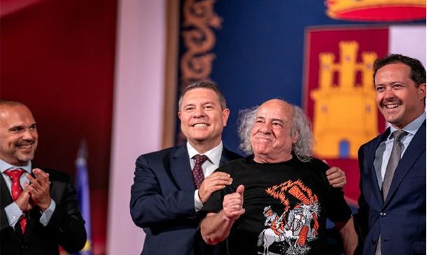 <time datetime="2024-06-05T16:35:25+00:00">junio 5, 2024</time> | <a href="https://elpirata.com/author/javier/">Javi Jaguar</a> | <a href="https://elpirata.com/category/blog/" rel="tag">BLOG</a> | <a href="https://elpirata.com/el-pirata-hijo-prediclecto-de-clm/#respond">No hay comentarios<span class="screen-reader-text"> en EL PIRATA HIJO PREDICLECTO DE CLM</span></a>