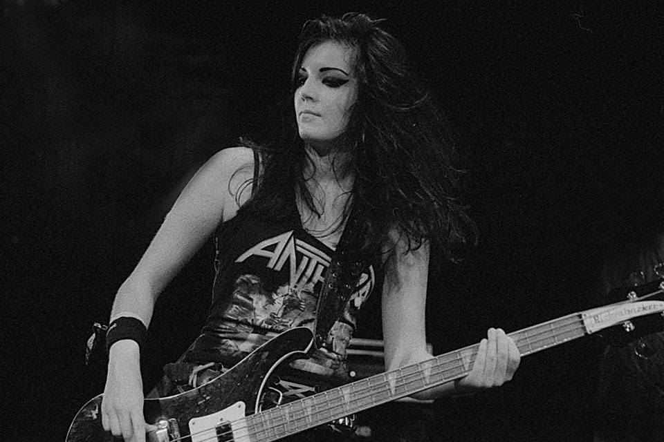 NUEVA BAJISTA EN MERCYFUL FATE
